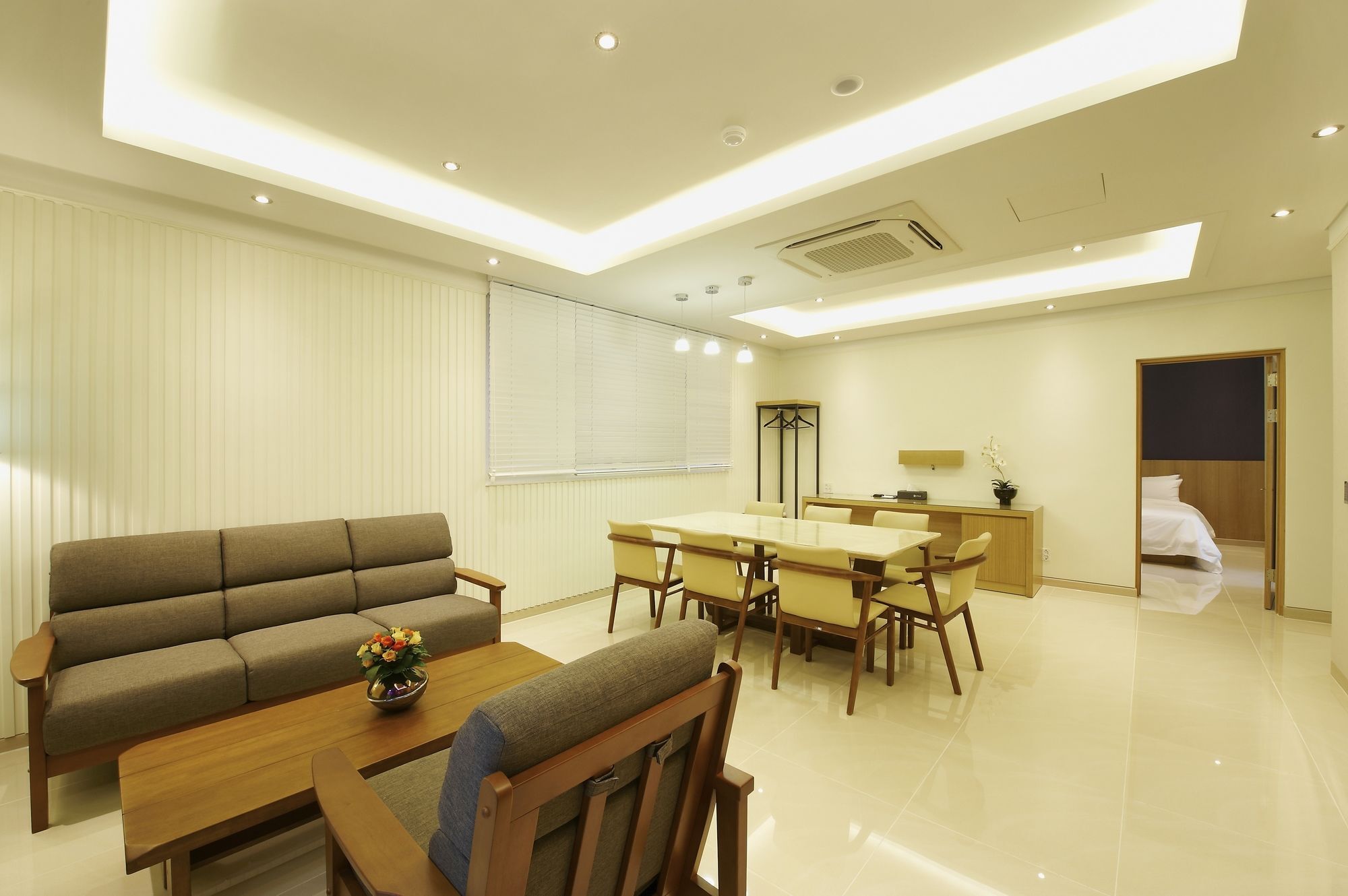 Hotel B Gwangju Metropolitan City Exterior photo